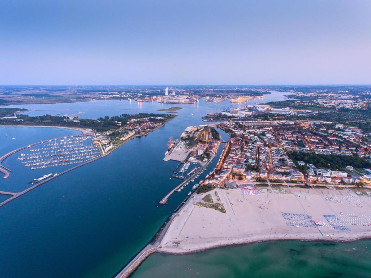 Ferienwohnung Beach, Ca 150 M Zum Strand 로스토크 외부 사진