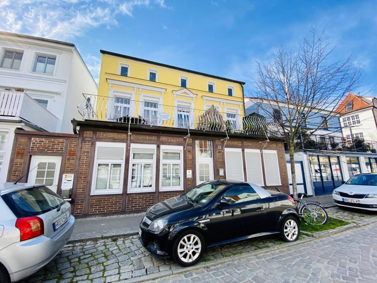 Ferienwohnung Beach, Ca 150 M Zum Strand 로스토크 외부 사진